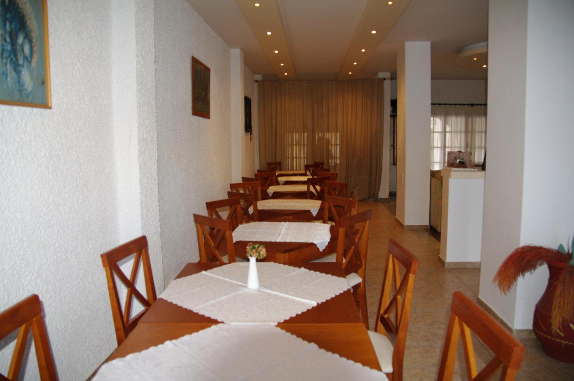 Hotel Marlton Szkiáthosz Kültér fotó